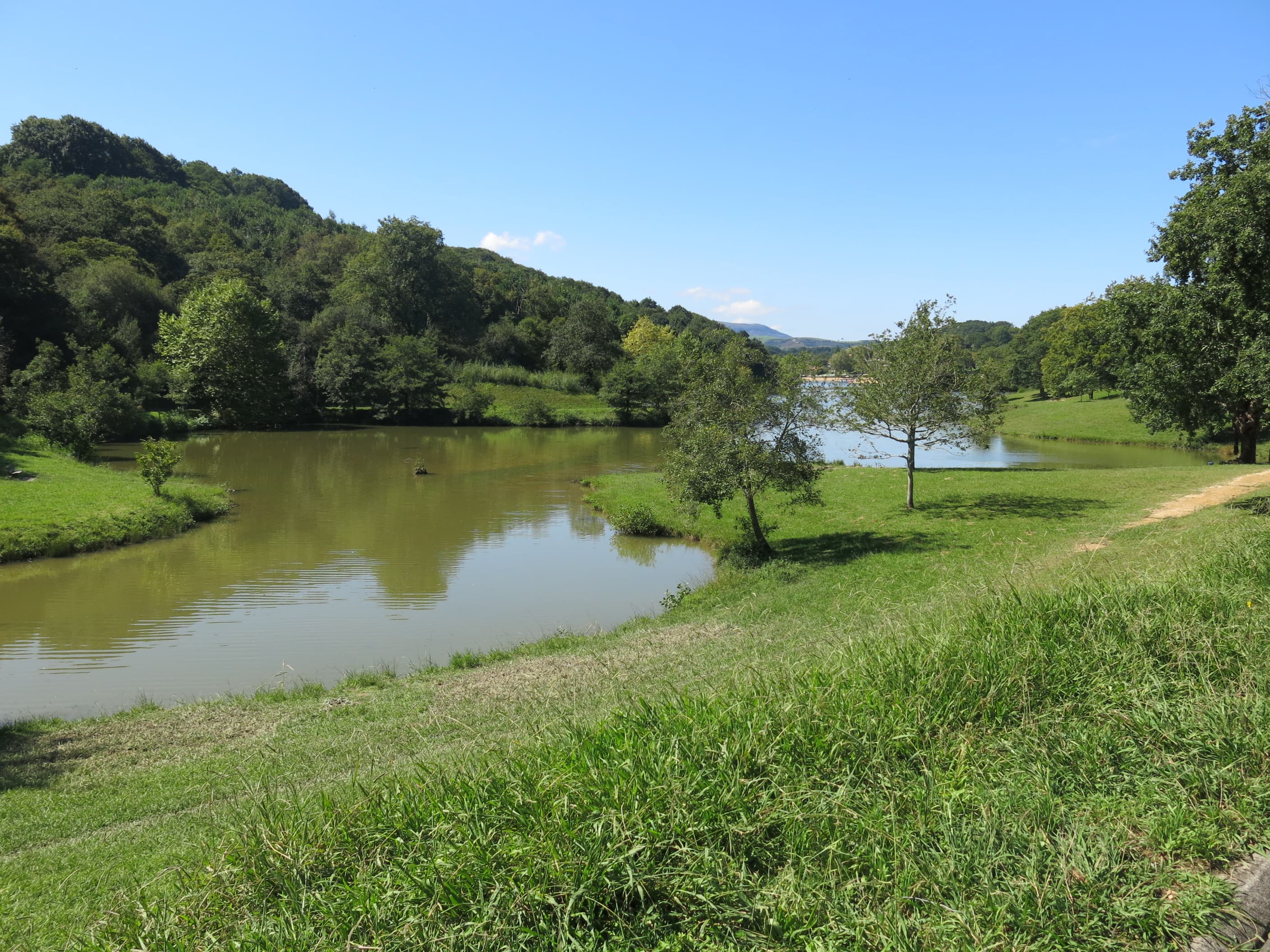Lac de Saint-Pée-sur-Nivelle